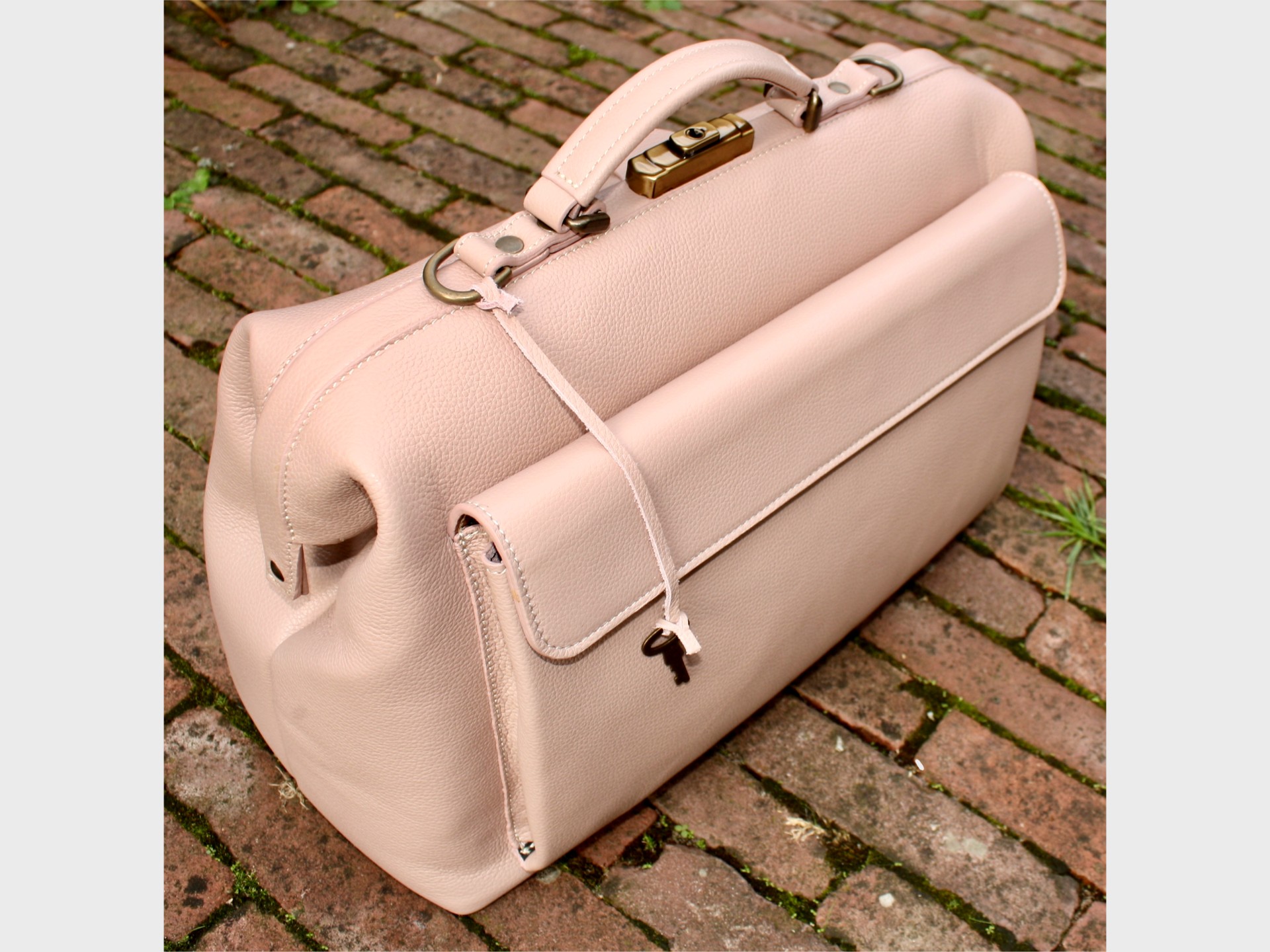 fullsizeoutput 22e6 clipped rev 1