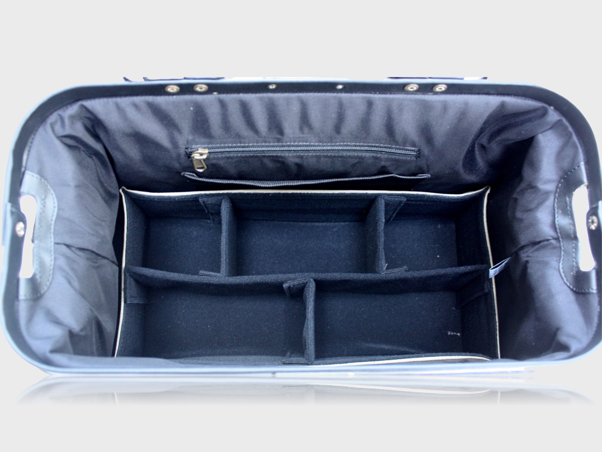 McFErmoirWoutzwartopenmetvakverdeling